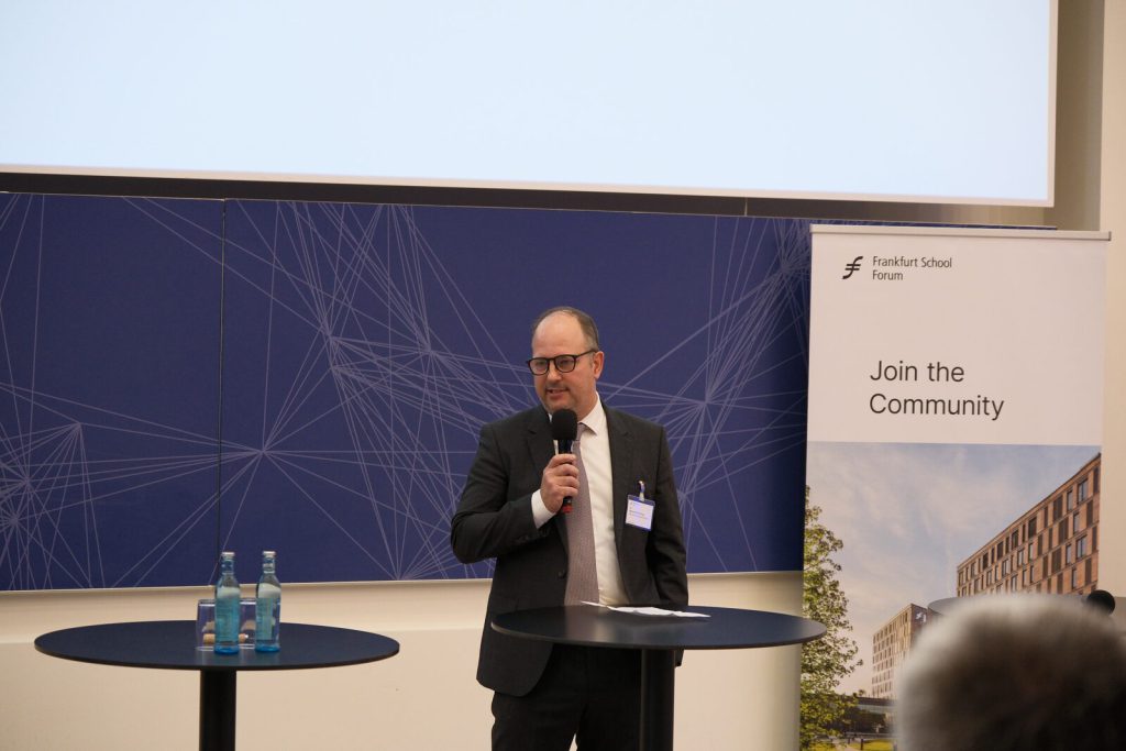 BKS-Präsident Dr. Marcel Köchling beim Grußwort zum NPL FORUM 2026