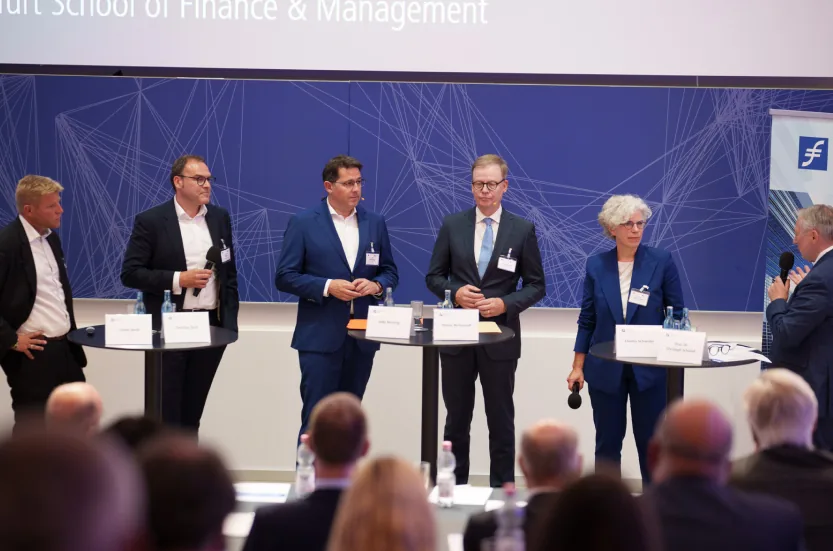 Networking in der Frankfurt School of Finance & Management
